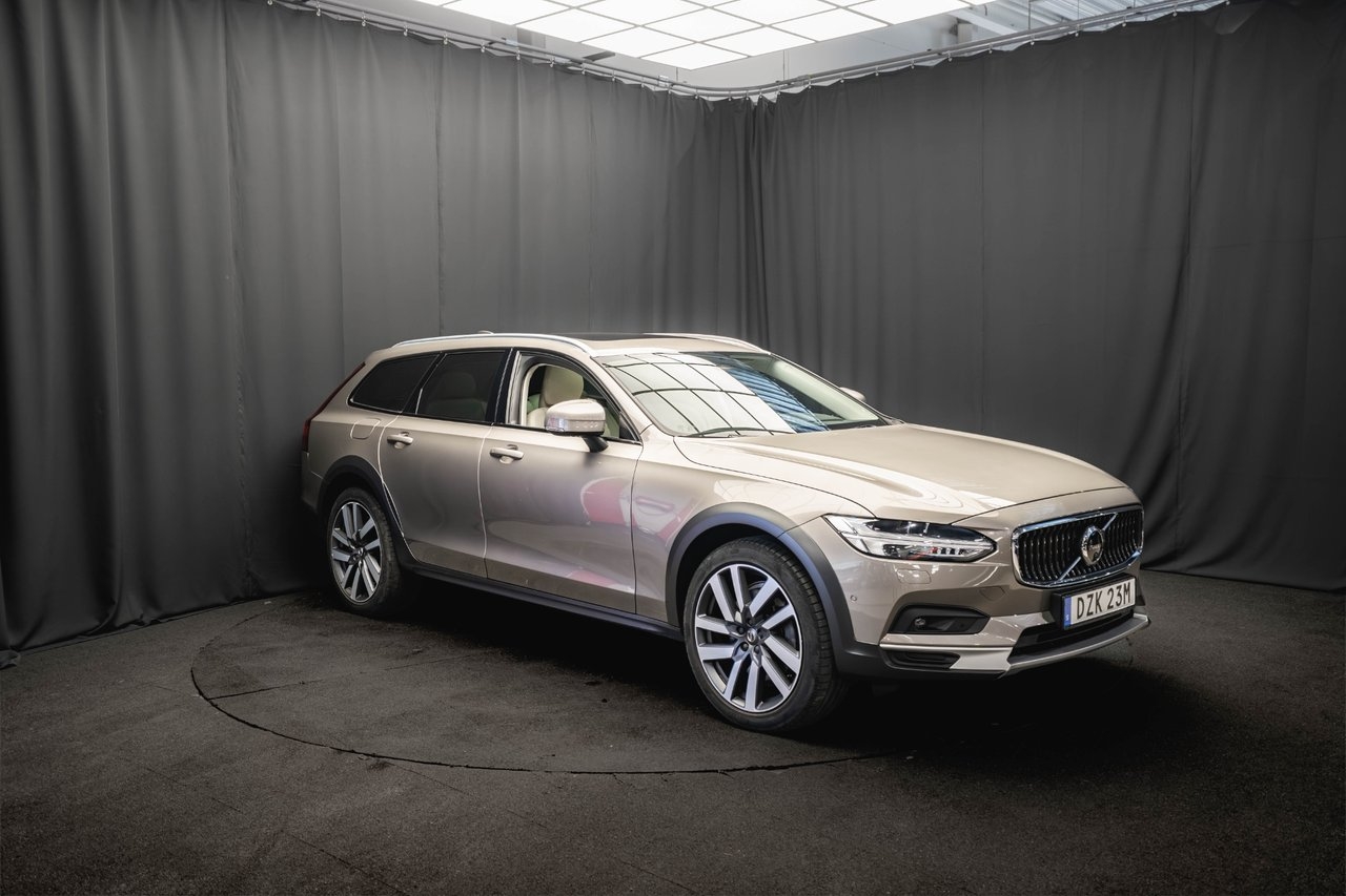Volvo V90 Cross Country 2022, bild 4/10