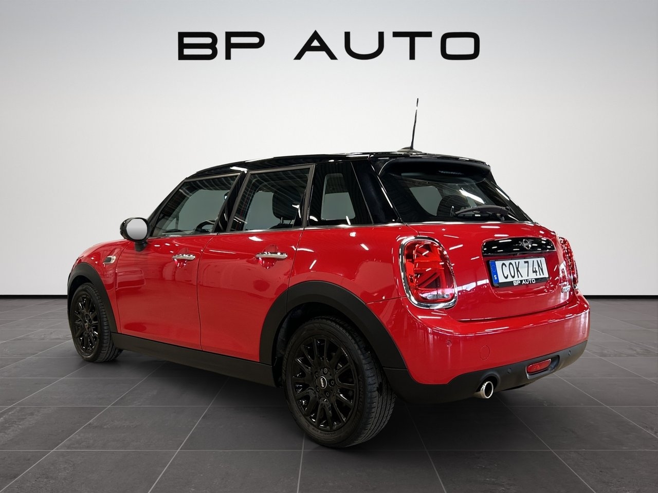 MINI Cooper 2019, kuva 5/10