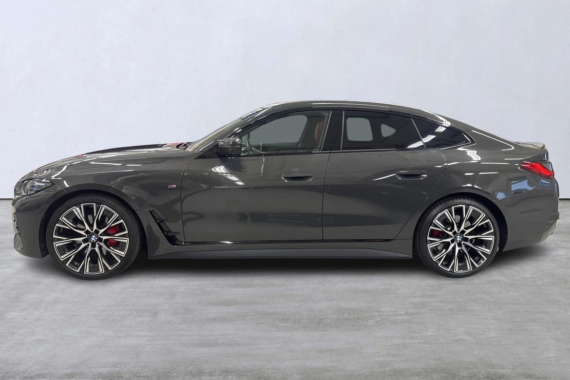 BMW M440i xDrive Gran Coupé 2023, photo 2/10