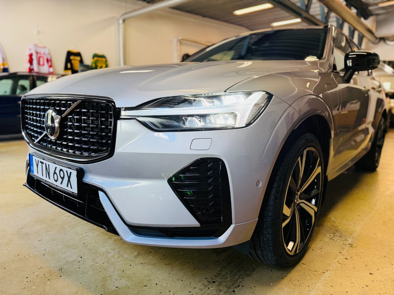 Volvo XC60 2025, bild 2/10