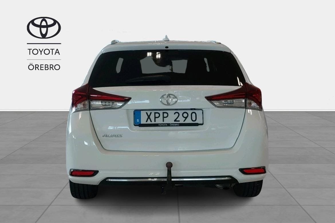 Toyota Auris 2017, bild 5/10
