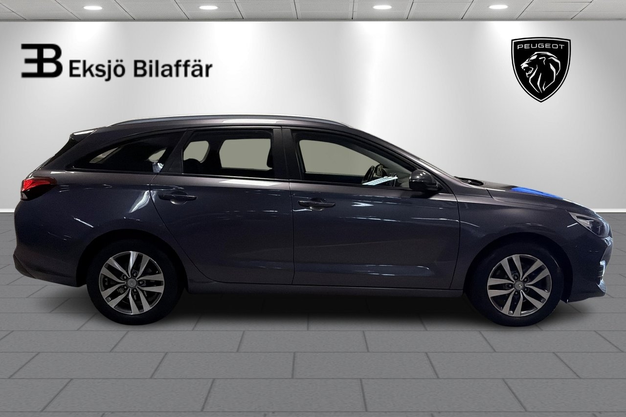 Hyundai i30 Kombi T-GDI blue Trend 120hk 2020, photo 4/10