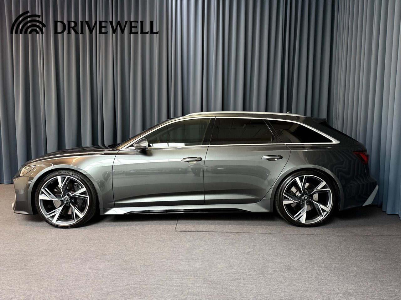 Audi RS6 2021, bild 2/10