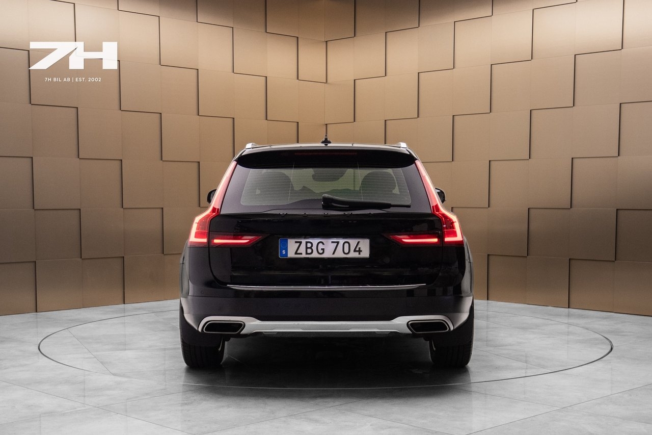 Volvo V90 Cross Country 2018, bild 4/21