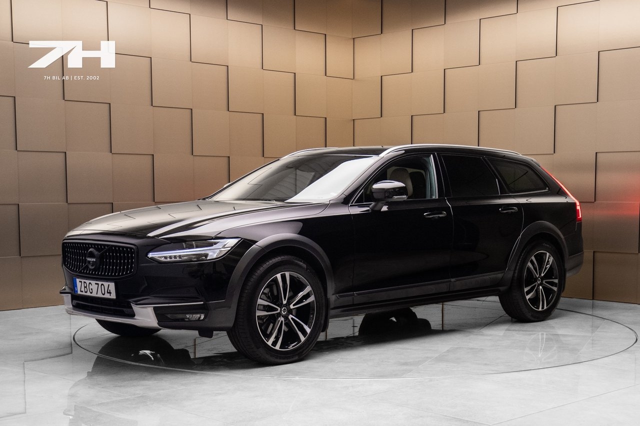 Volvo V90 Cross Country