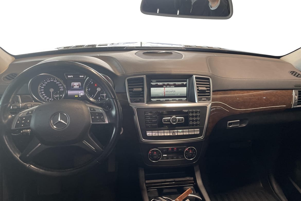 Mercedes-Benz GL 2015, bild 7/10