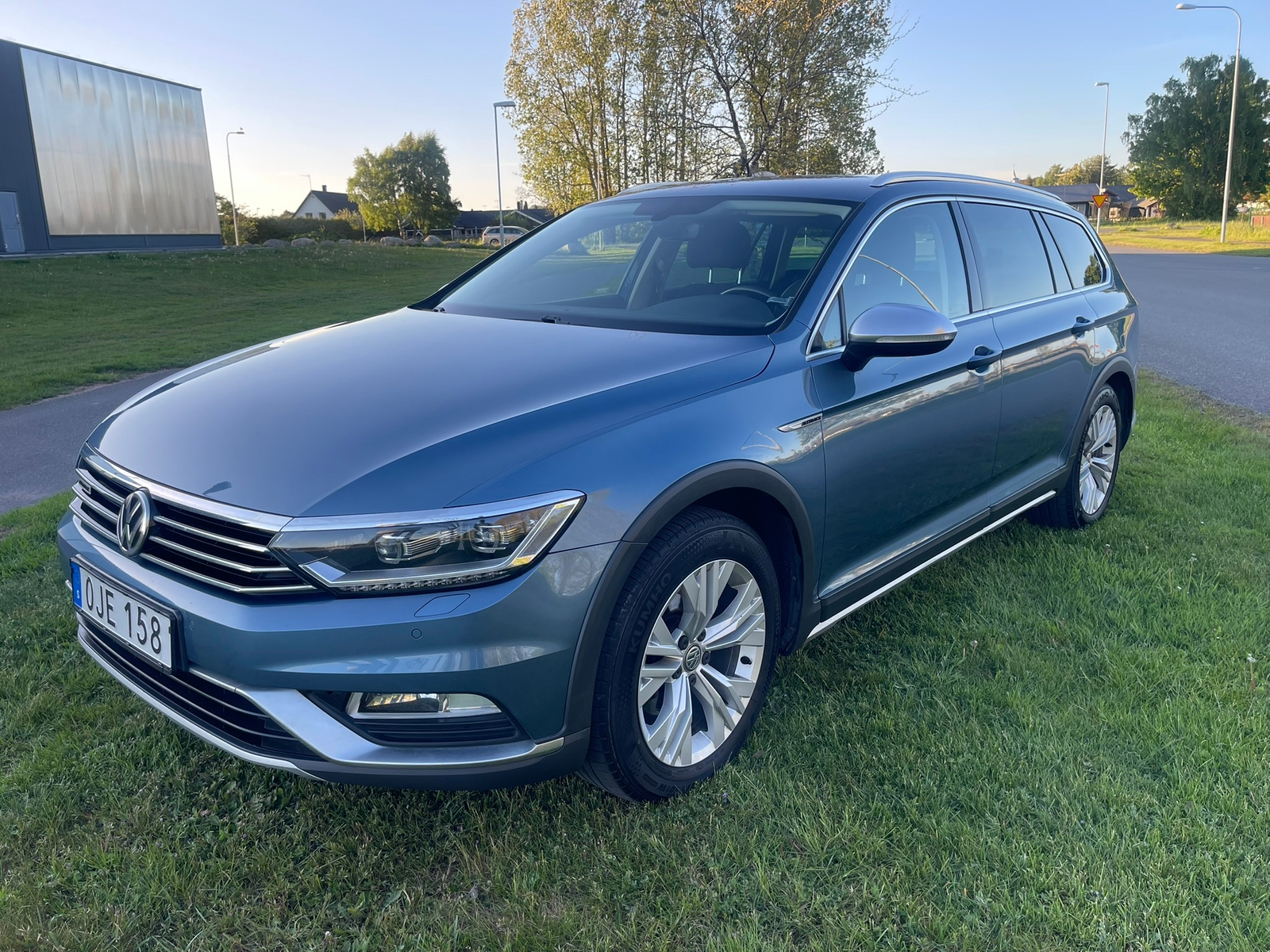 Volkswagen Passat 2017, bild 2/8