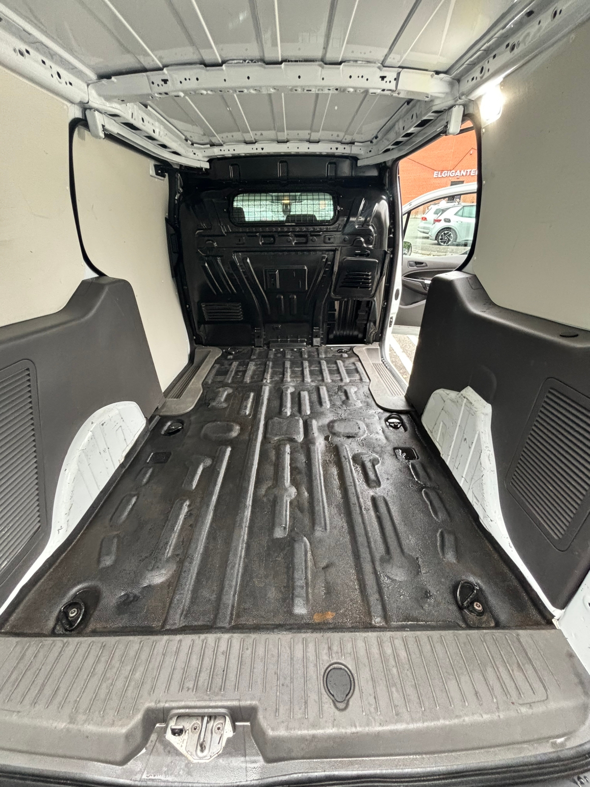 Ford Transit Connect 2019, photo 2/5