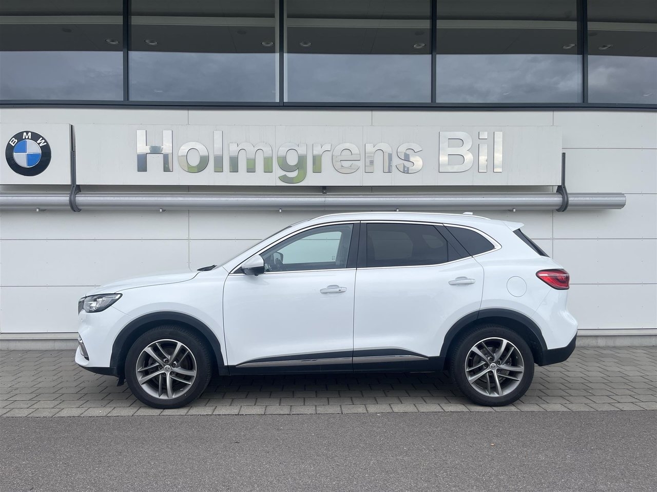 MG EHS Luxury 2022, bild 3/4