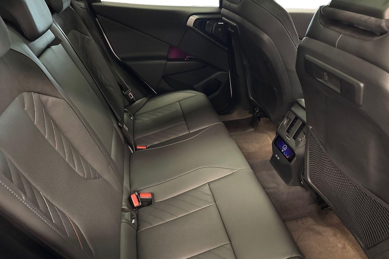 BMW X3 30e xDrive M-Sport Pro 2025, photo 7/10
