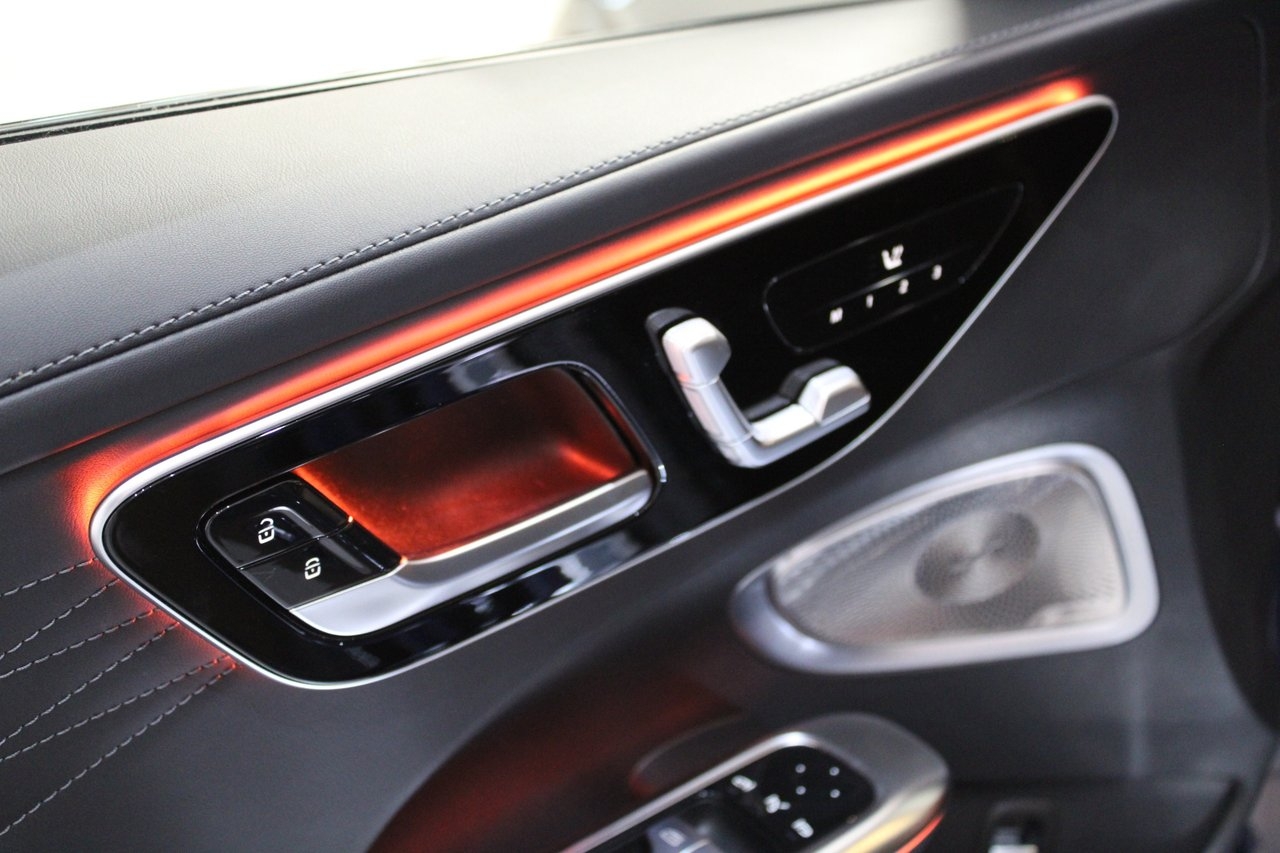Mercedes-Benz C 2023, photo 6/10