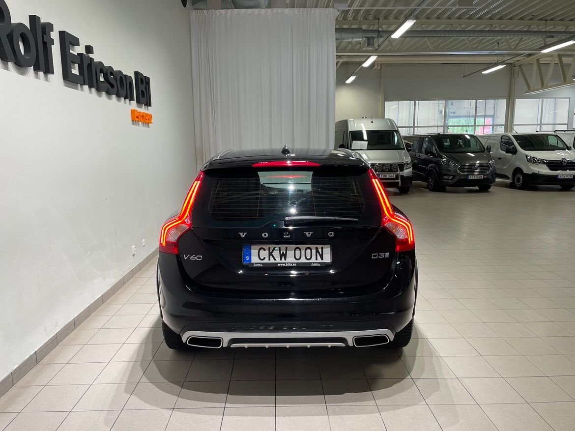 Volvo V60 Cross Country D3 Classic Plus 2018, bild 4/10