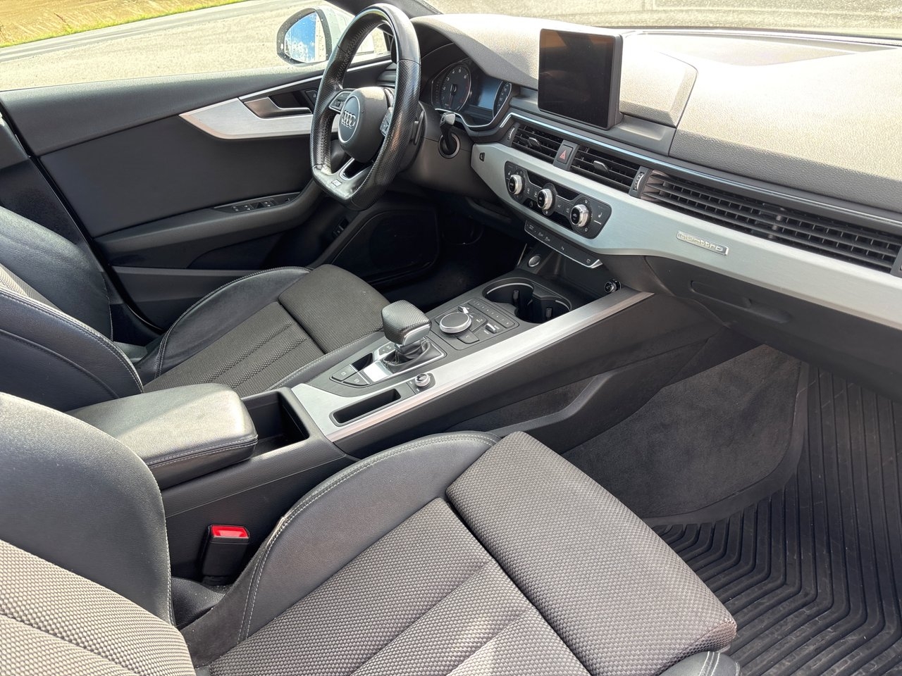 Audi A5 2018, bild 3/6