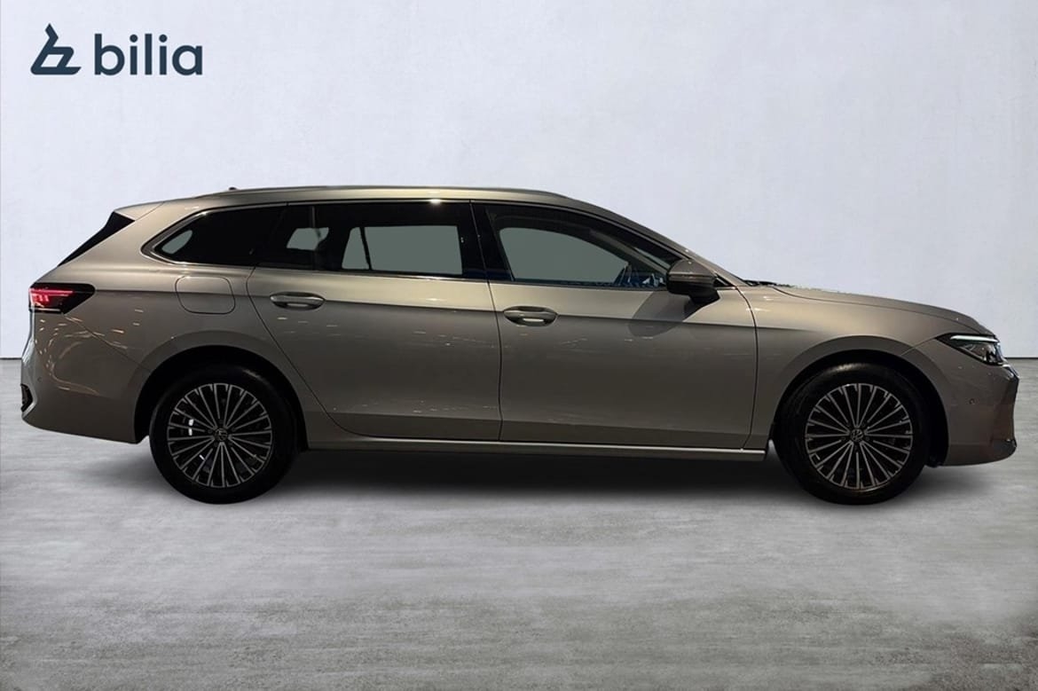 Volkswagen Passat 2025, bild 4/10