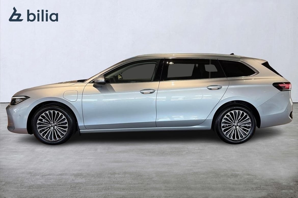 Volkswagen Passat 2025, bild 5/10