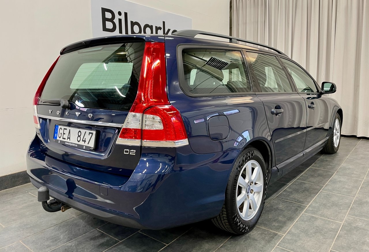Volvo V70 2014, photo 4/10