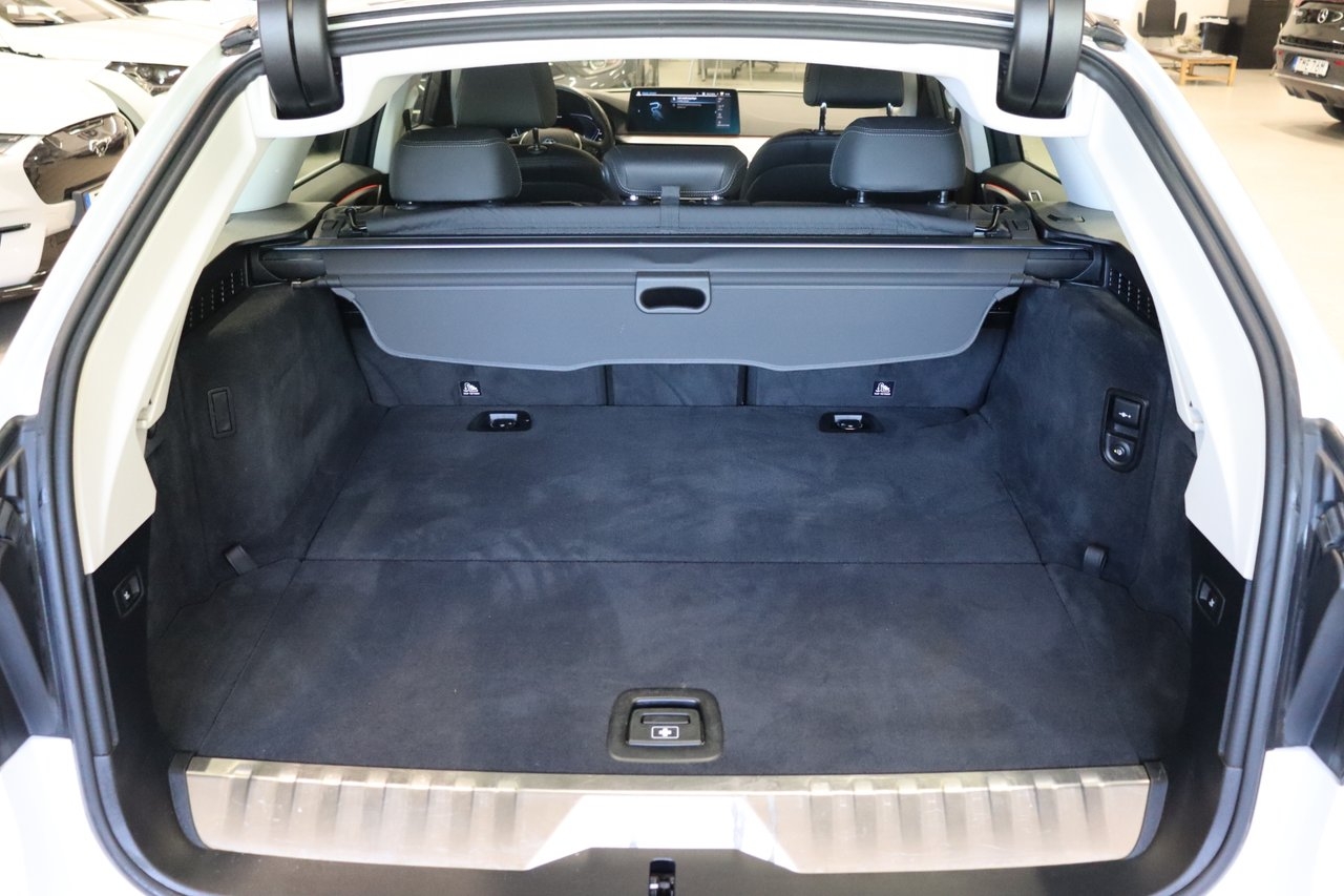BMW 530 2023, bild 7/10