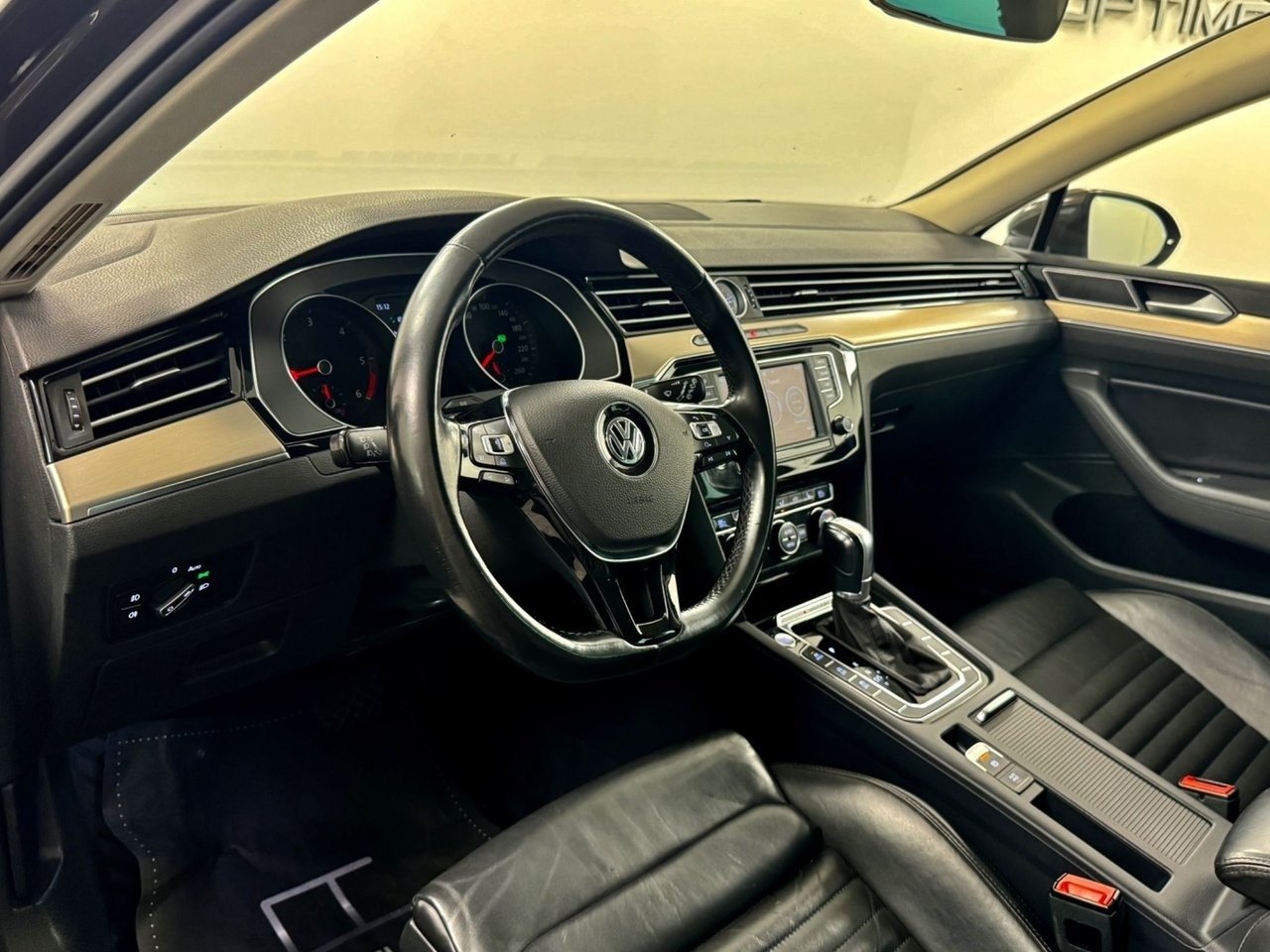 Volkswagen Passat 2016, bild 4/10