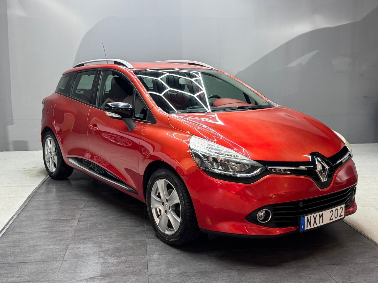 Renault Clio Sport Tourer 0.9 TCe Euro 5 2014, photo 2/10
