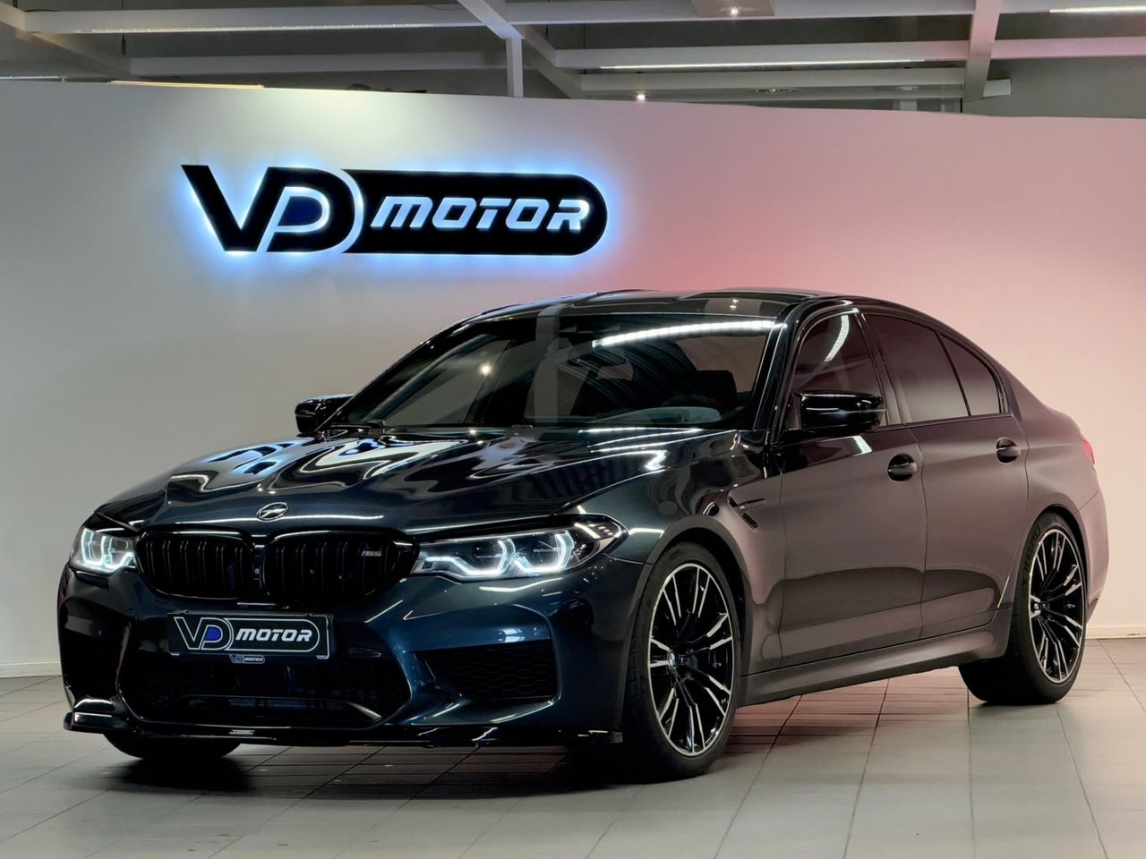 BMW M5