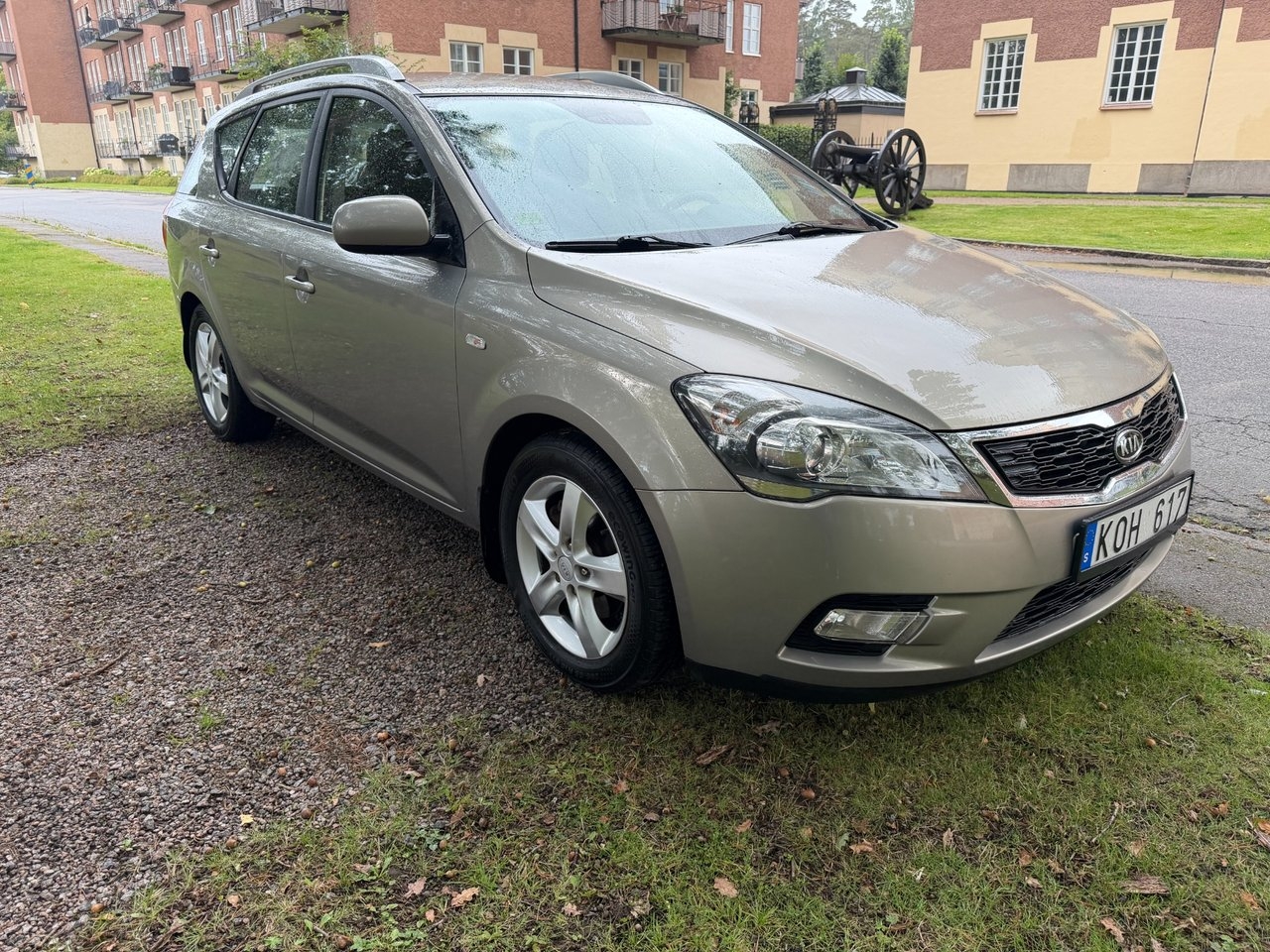 Kia Ceed cee'd_sw 1.6 CRDi ECO / V-hjul 2010, bild 7/10