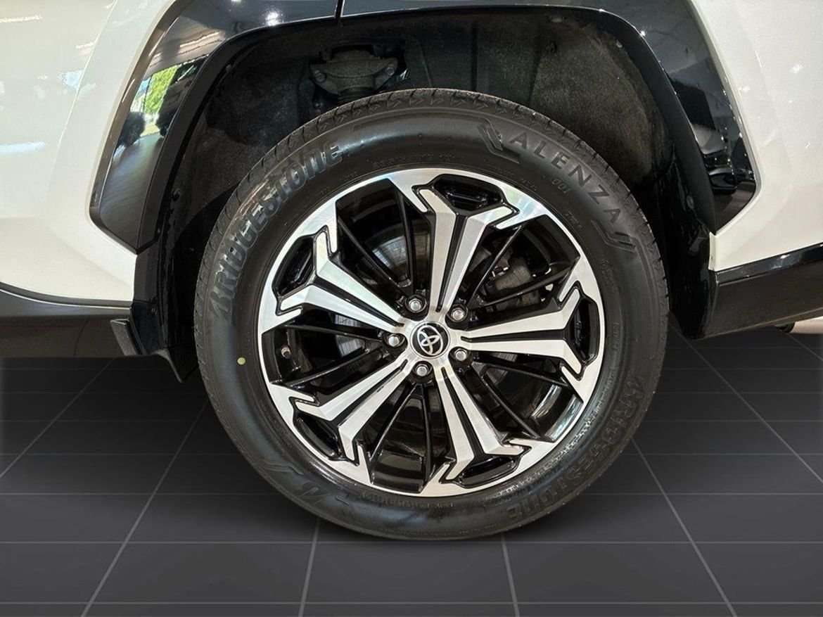 Toyota RAV4 E-CVT Style 2022, bild 6/17