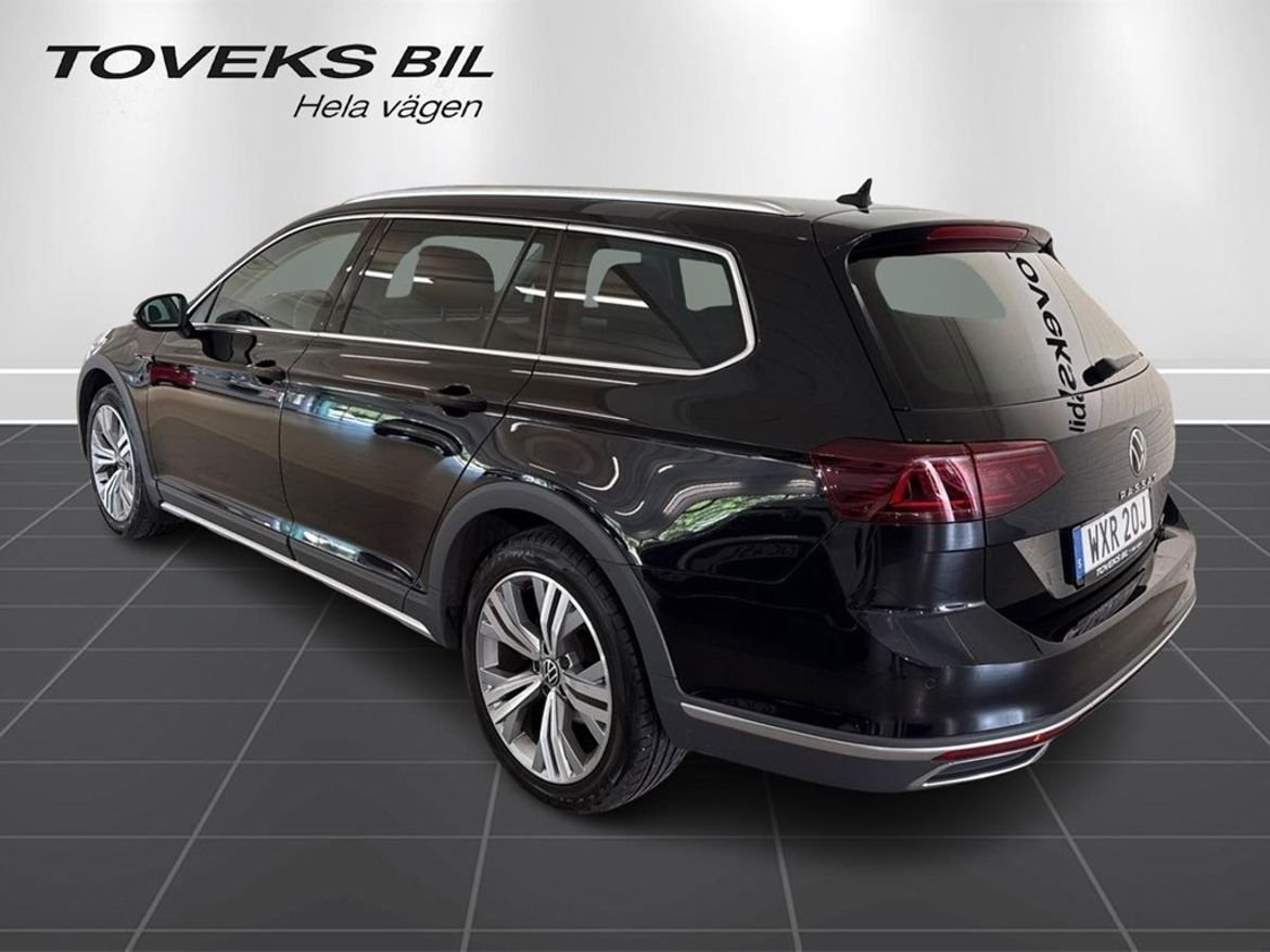 Volkswagen Passat 2023, bild 3/13
