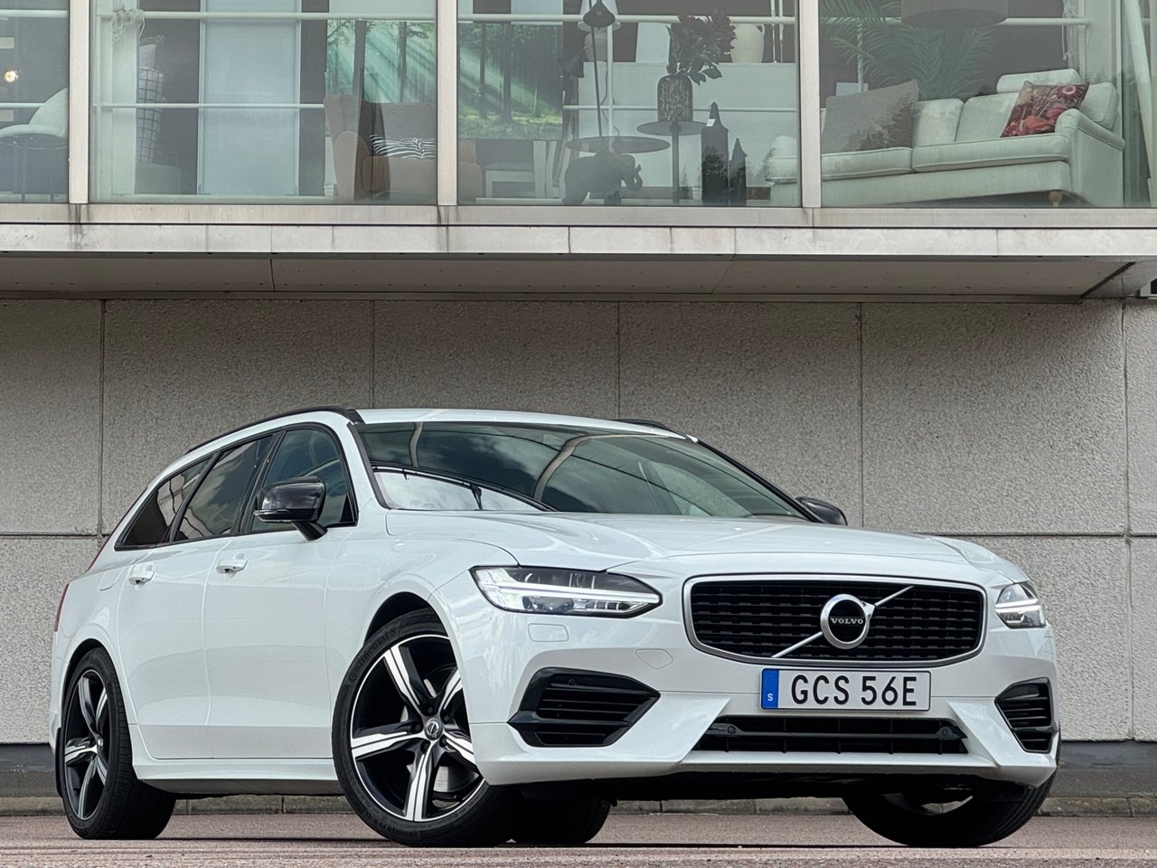 Volvo V90