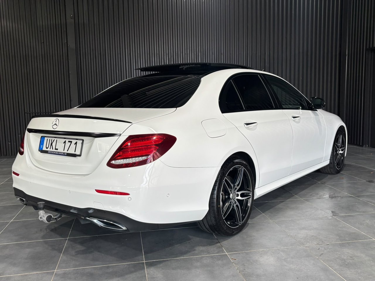Mercedes-Benz E 2017, bild 4/10