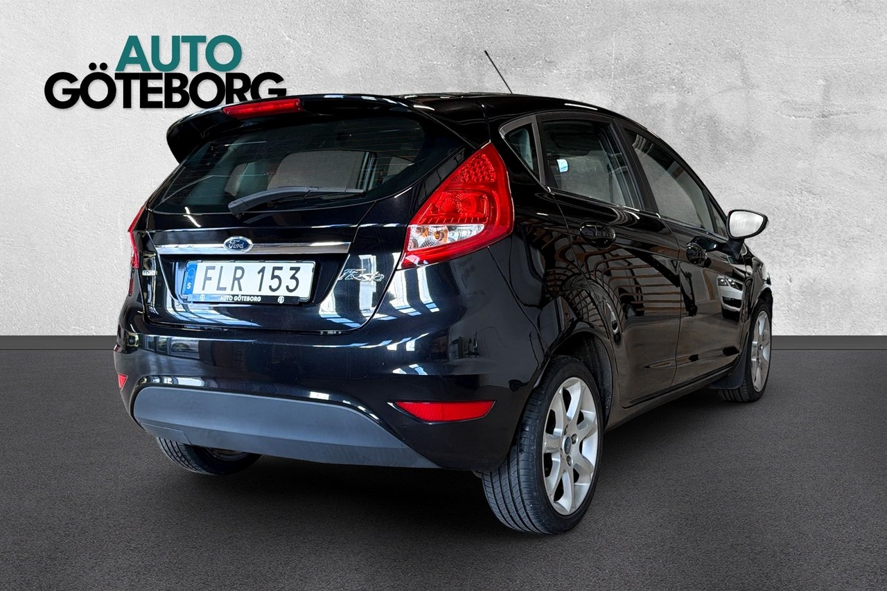 Ford Fiesta 2011, bild 6/10