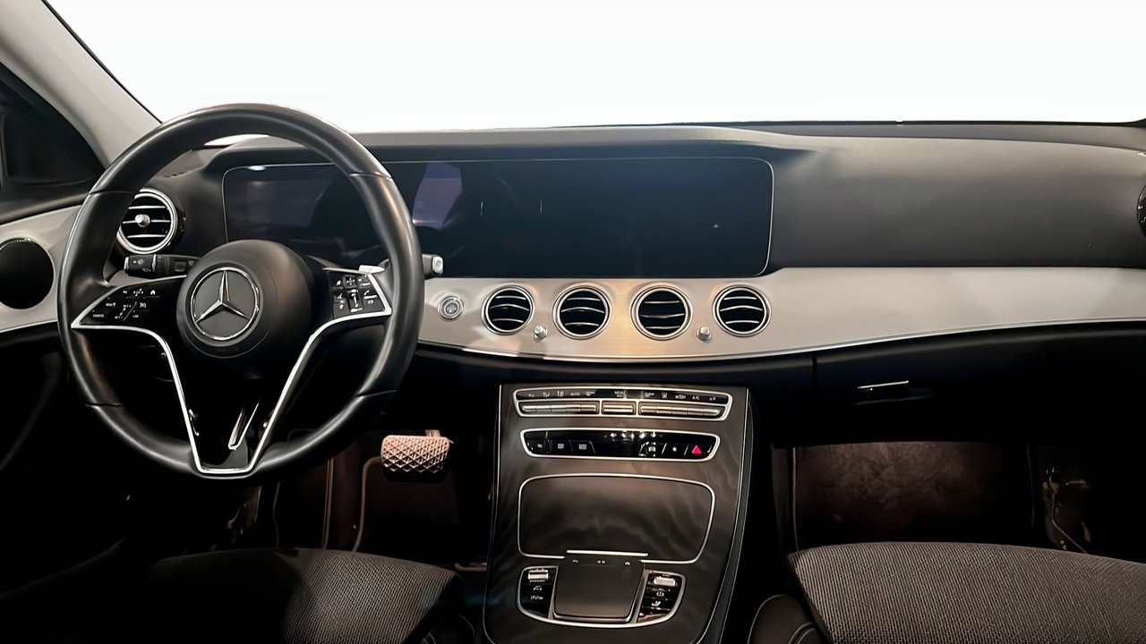 Mercedes-Benz E 300 T DE 306HK 4MATIC 2023, bild 4/10
