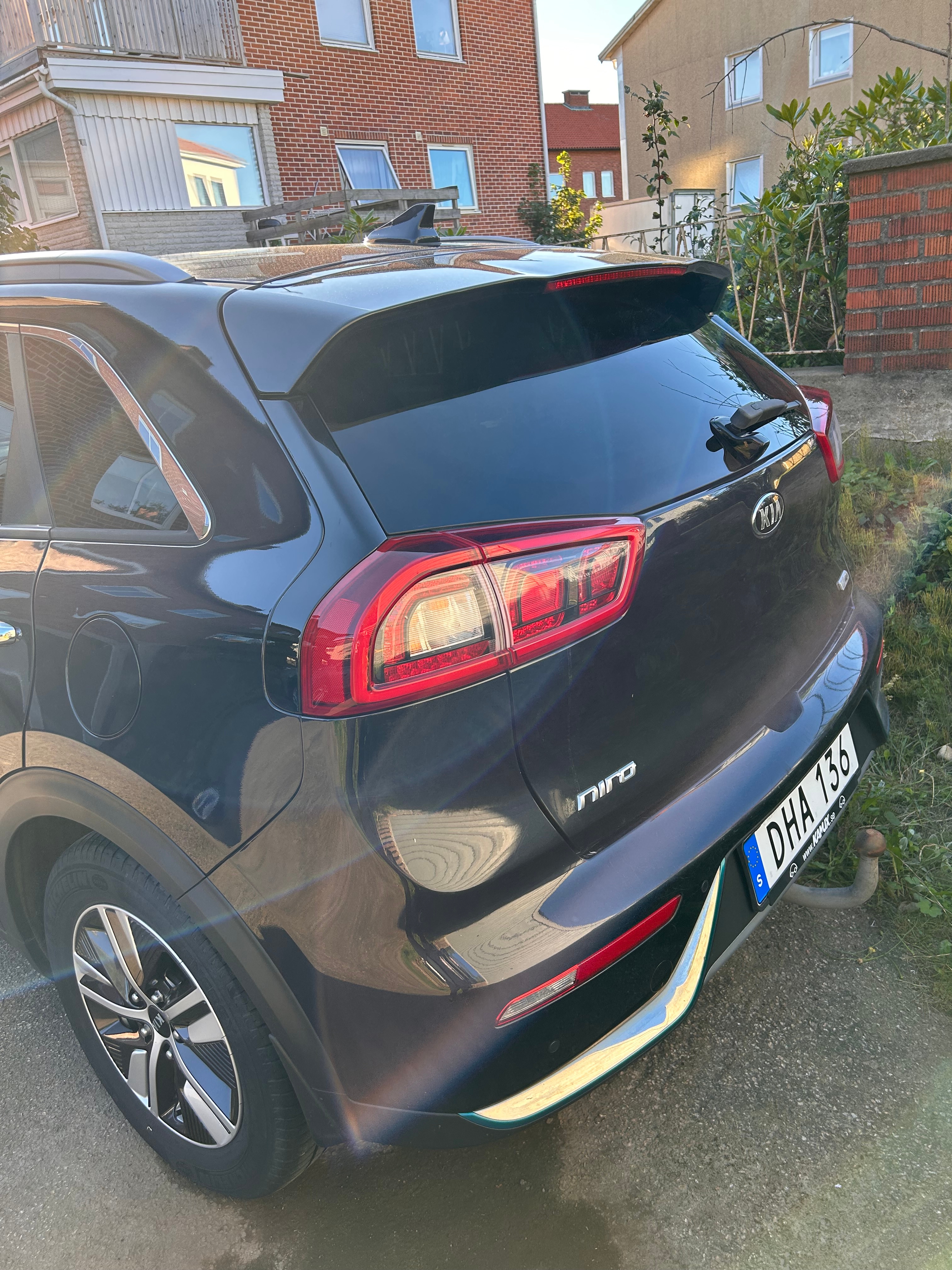 Kia Niro P-HEV DCT 2018, kuva 2/7