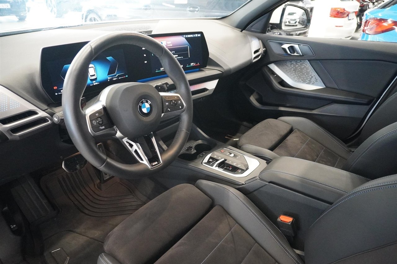 BMW 120 M-Sportpaket 2026, bild 2/17