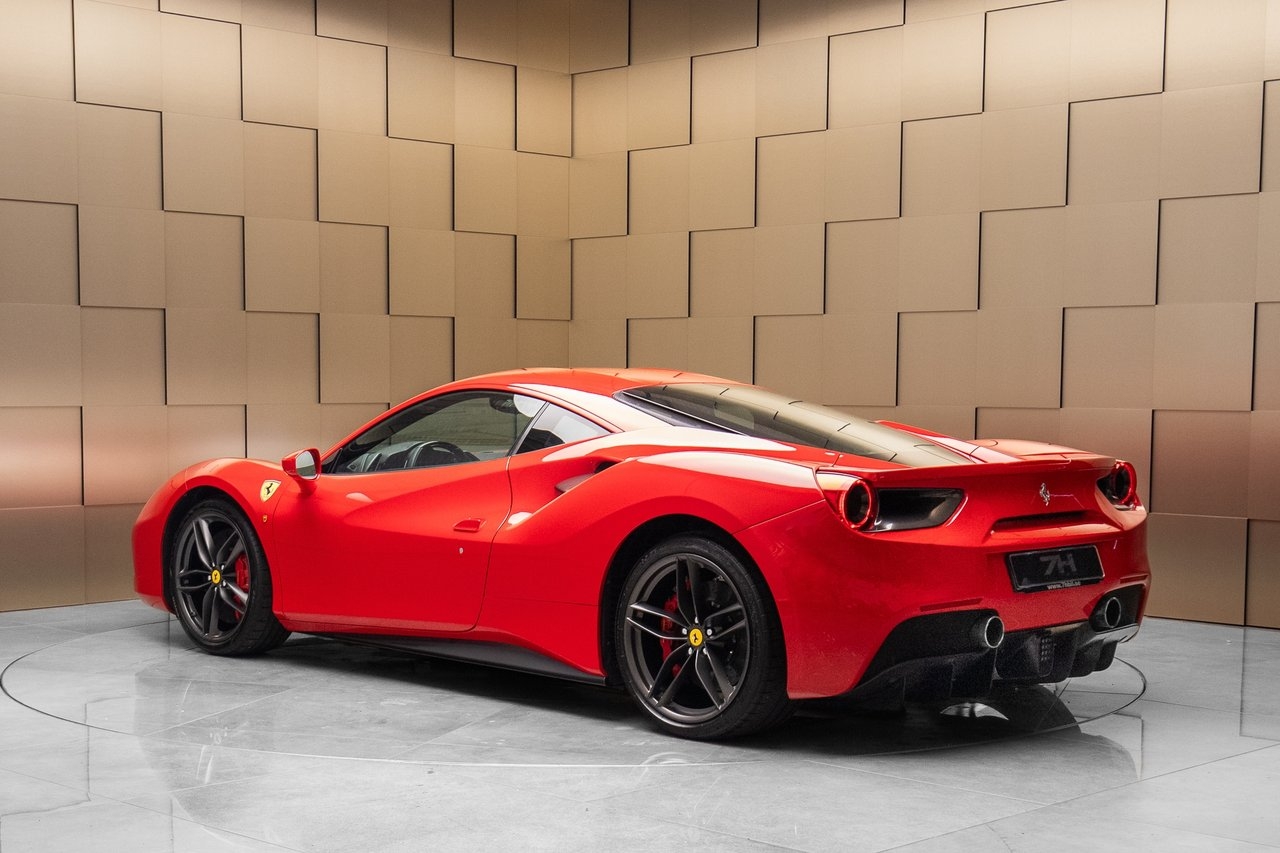 Ferrari 488 2016, bild 3/26