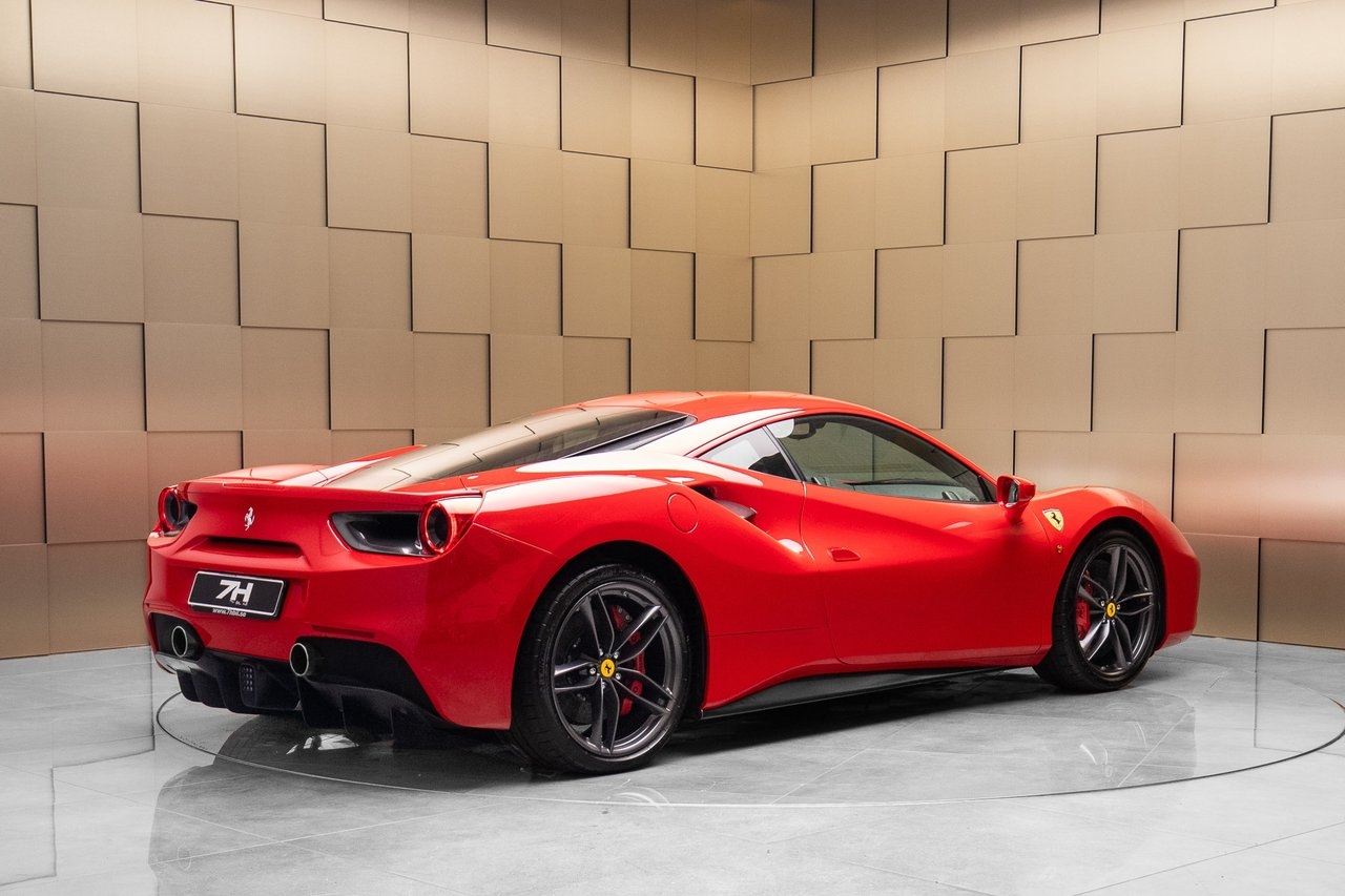 Ferrari 488 2016, bild 5/26