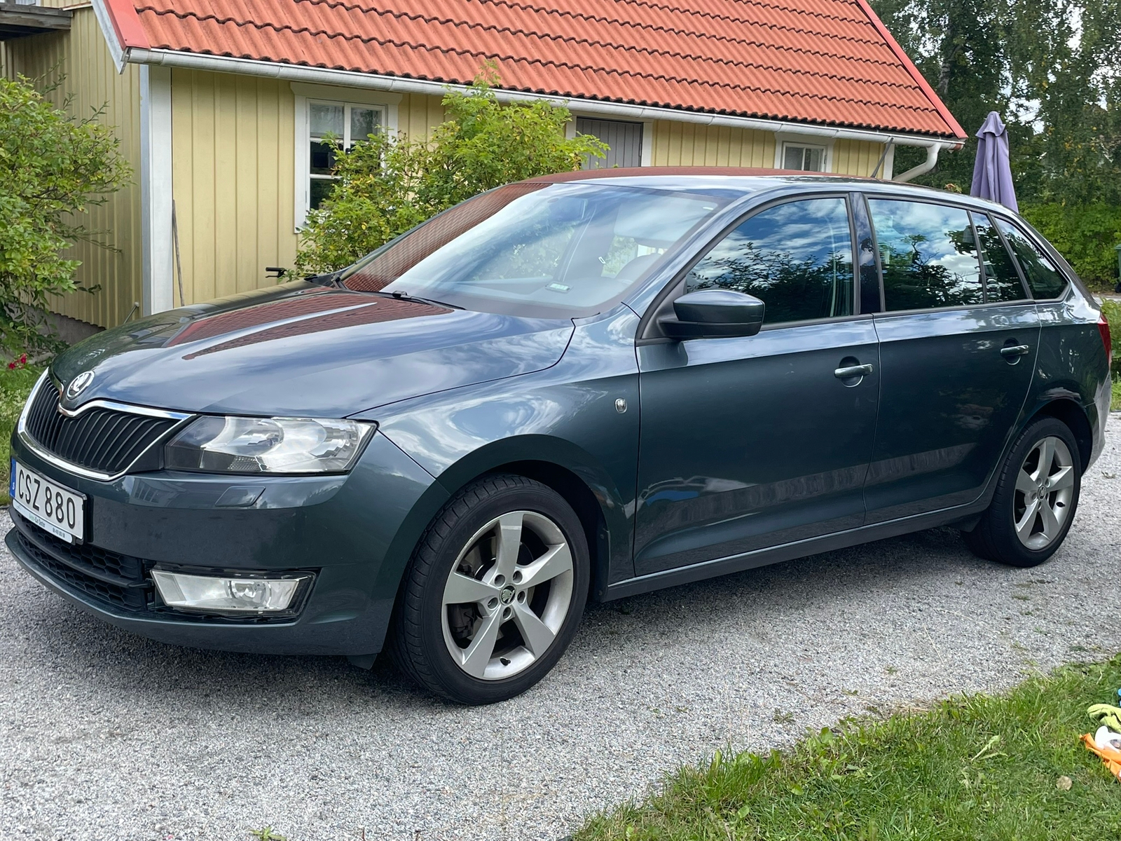 Skoda Rapid Spaceback 1.2 TSI Manuell 2015, bild 3/9