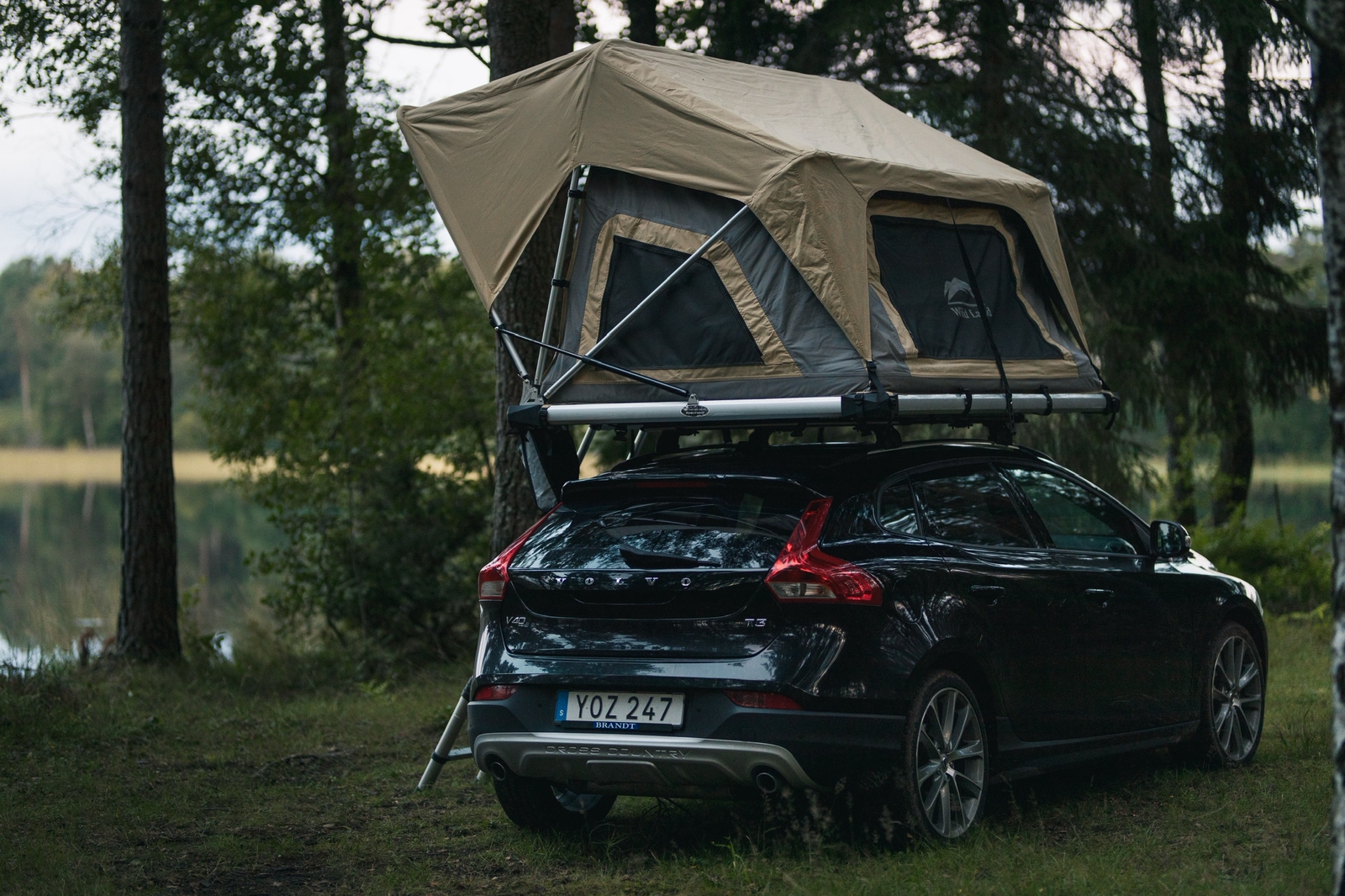 Volvo V40 Cross Country T3 Geartronic 2019, bild 2/10
