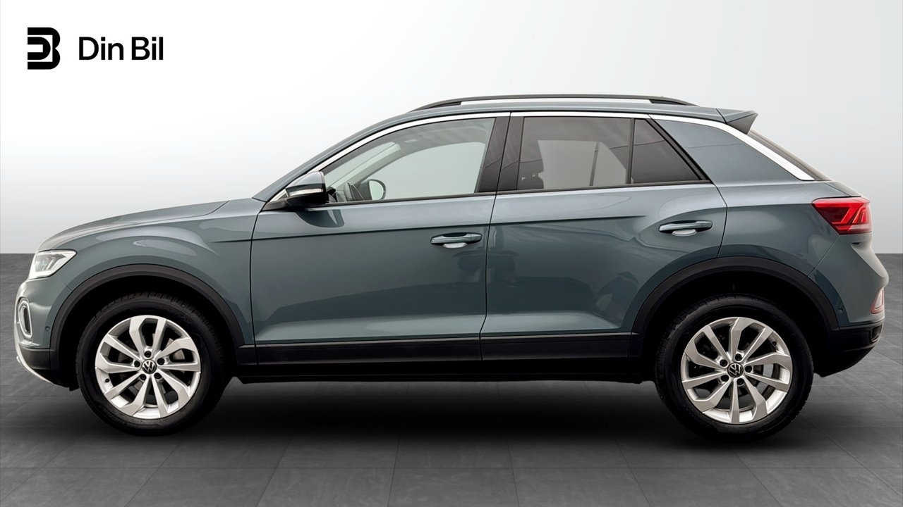 Volkswagen T-Roc 2025, photo 2/10