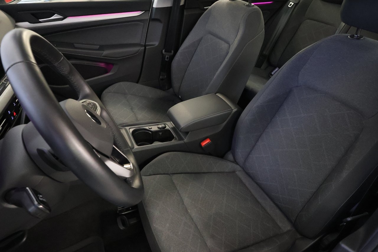 Volkswagen Golf Sportscombi 2023, kuva 7/10