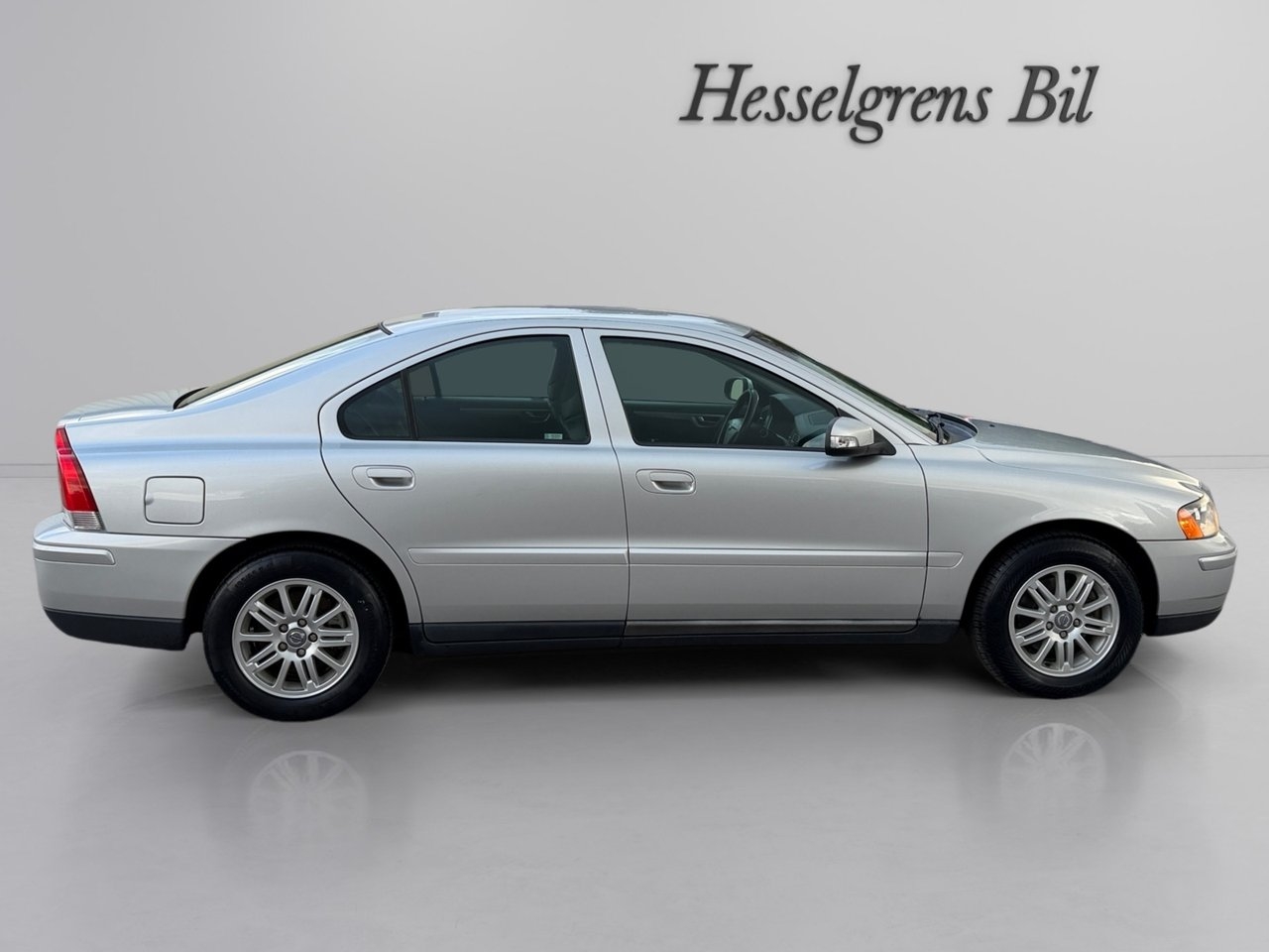 Volvo S60 2.4 Kinetic 140hk, Ny kamrem 2007, bild 5/10