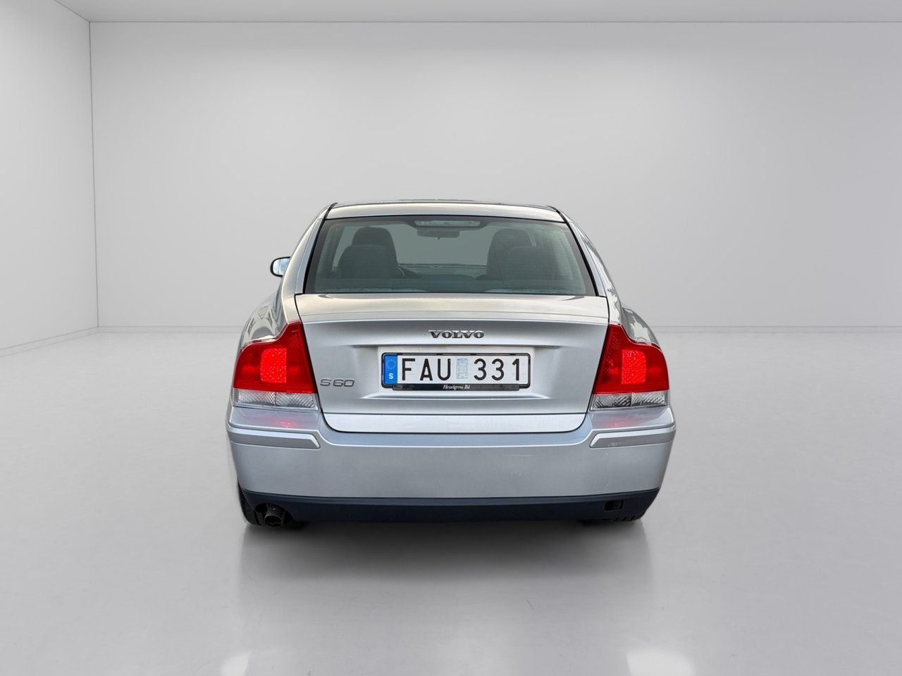 Volvo S60 2.4 Kinetic 140hk, Ny kamrem 2007, bild 7/10