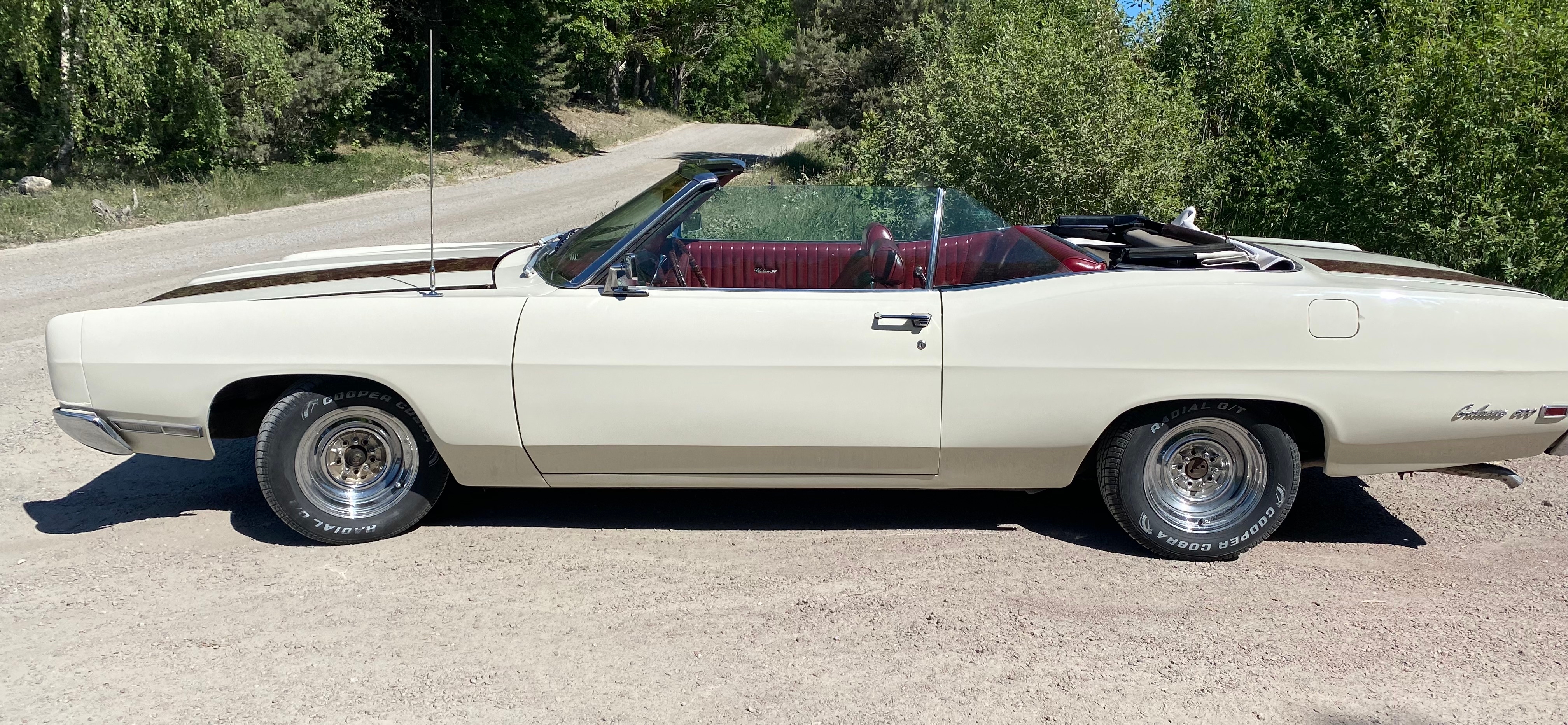 Ford Galaxie