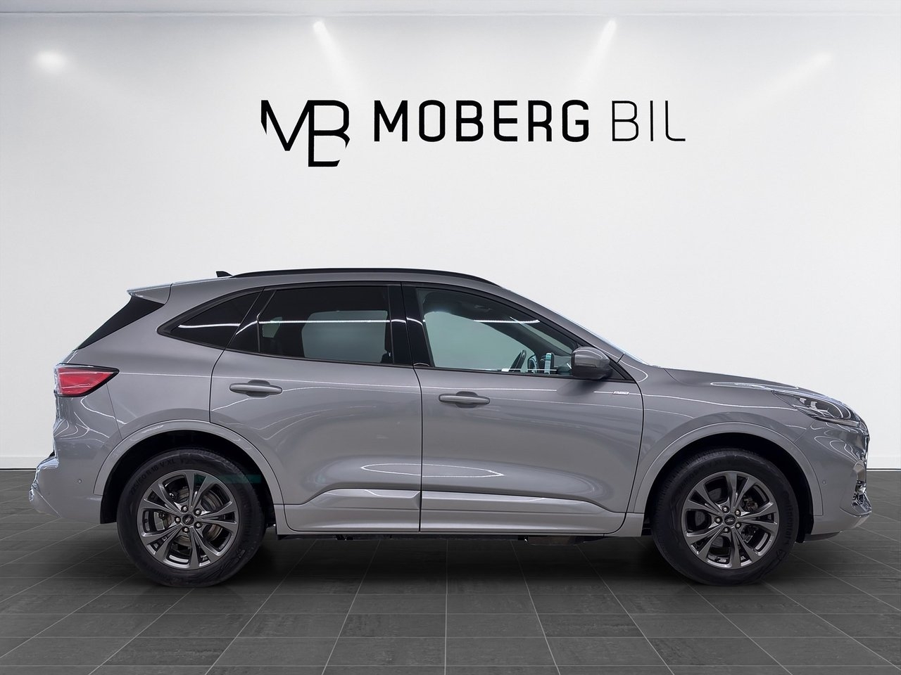 Ford Kuga Plug-In Hybrid 225hk ST-Line 2023, photo 3/10