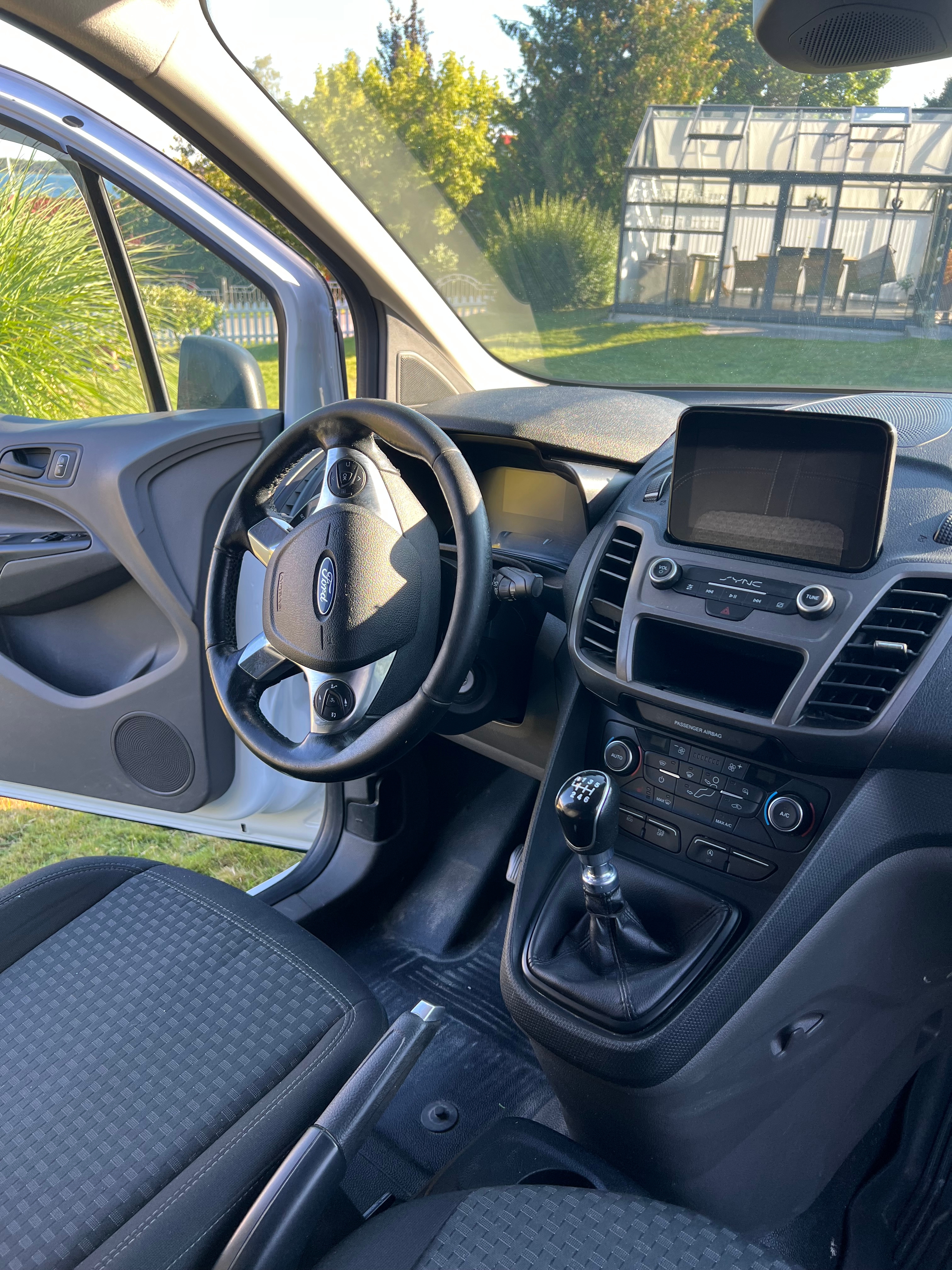 Ford Transit Connect 2018, bild 5/7