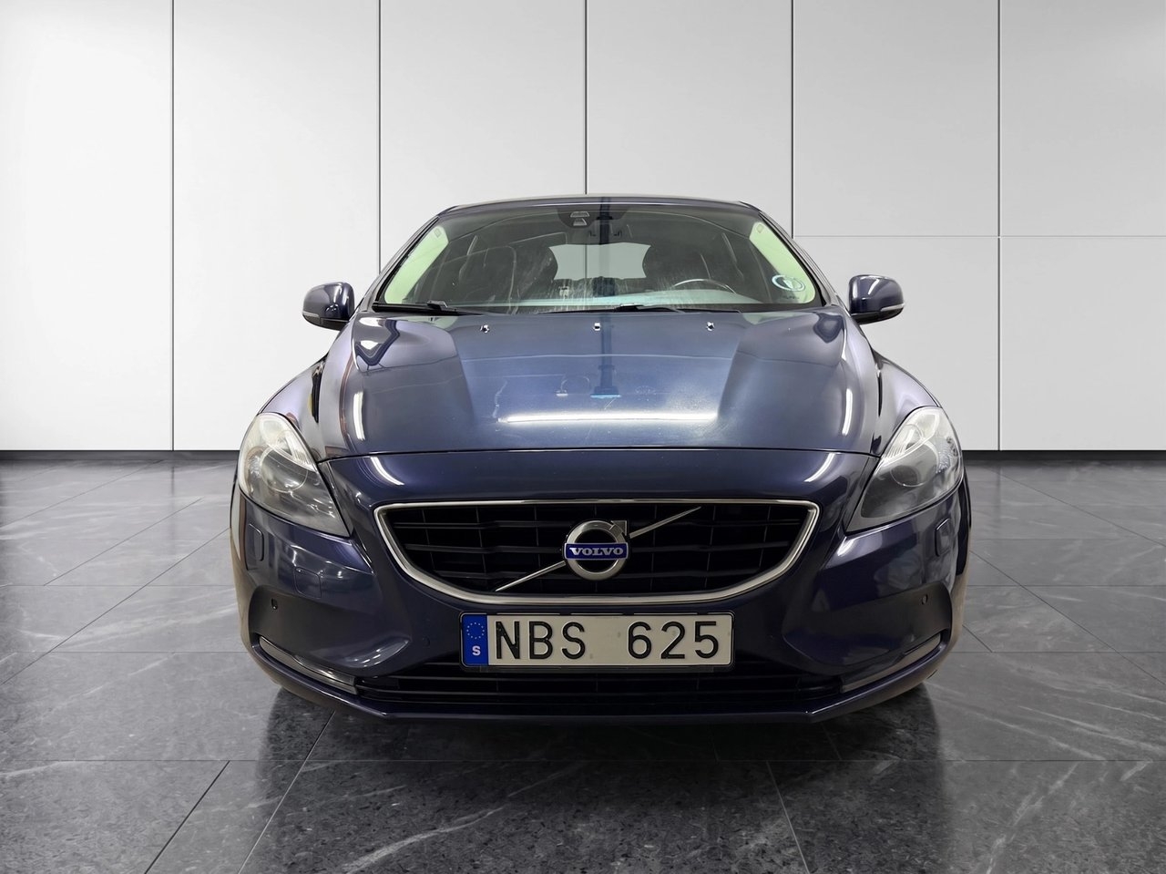 Volvo V40 D2 Momentum 115hk / Nyservad 2013, bild 2/10