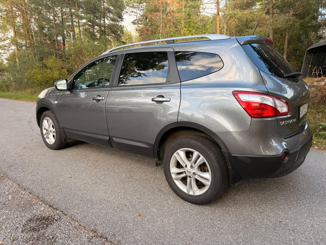 Nissan Qashqai+2 2011, kuva 4/10