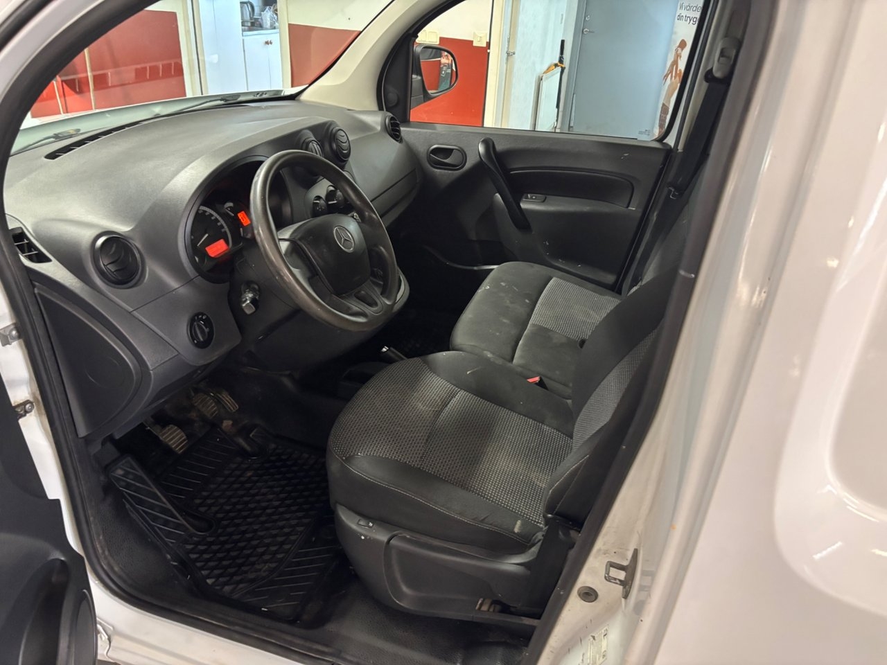 Mercedes-Benz Citan 109 CDI Euro 6 2018, kuva 5/6