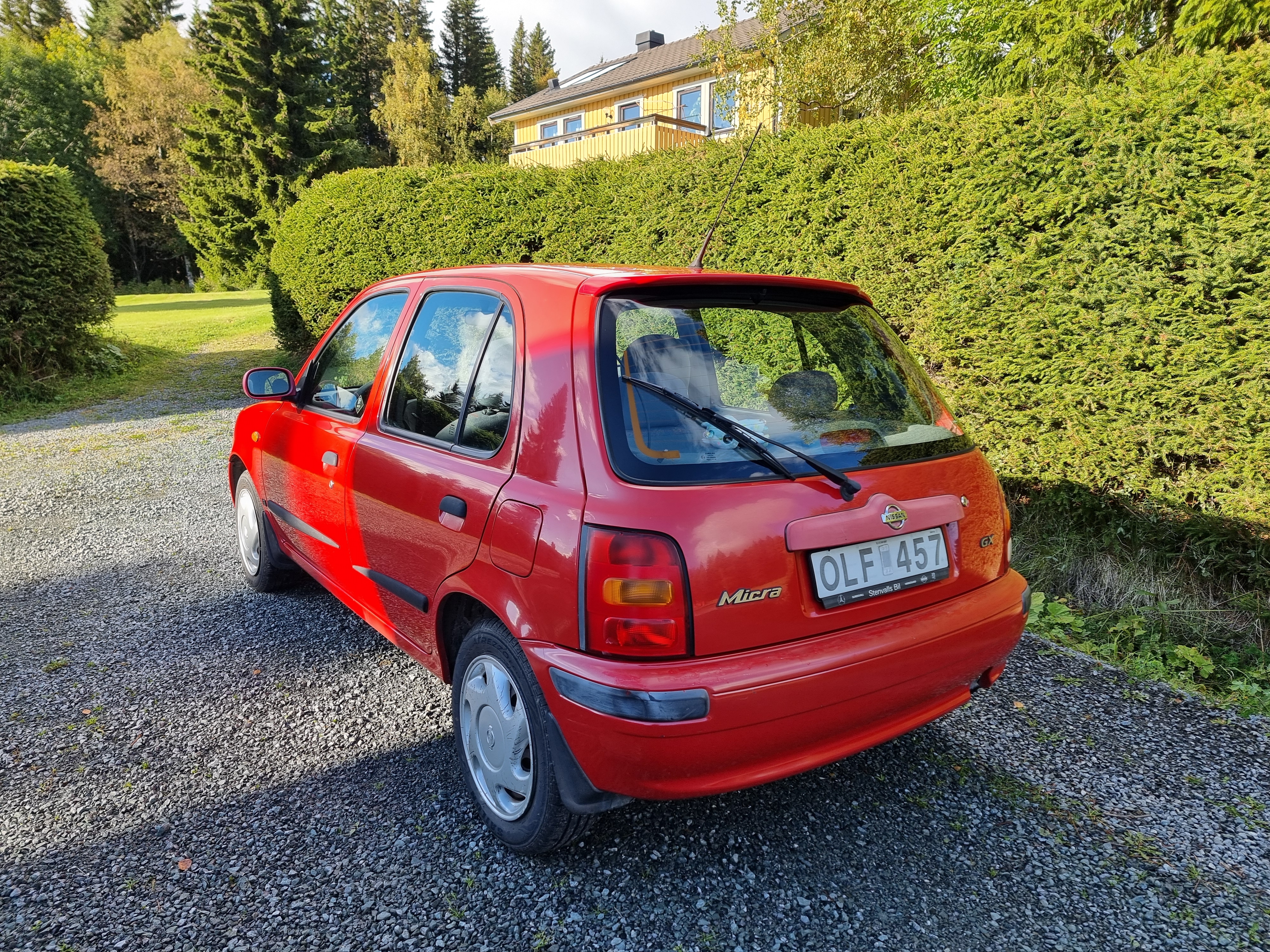 Nissan Micra 5-dörrar 1.3 Manuell 1998, bild 2/10