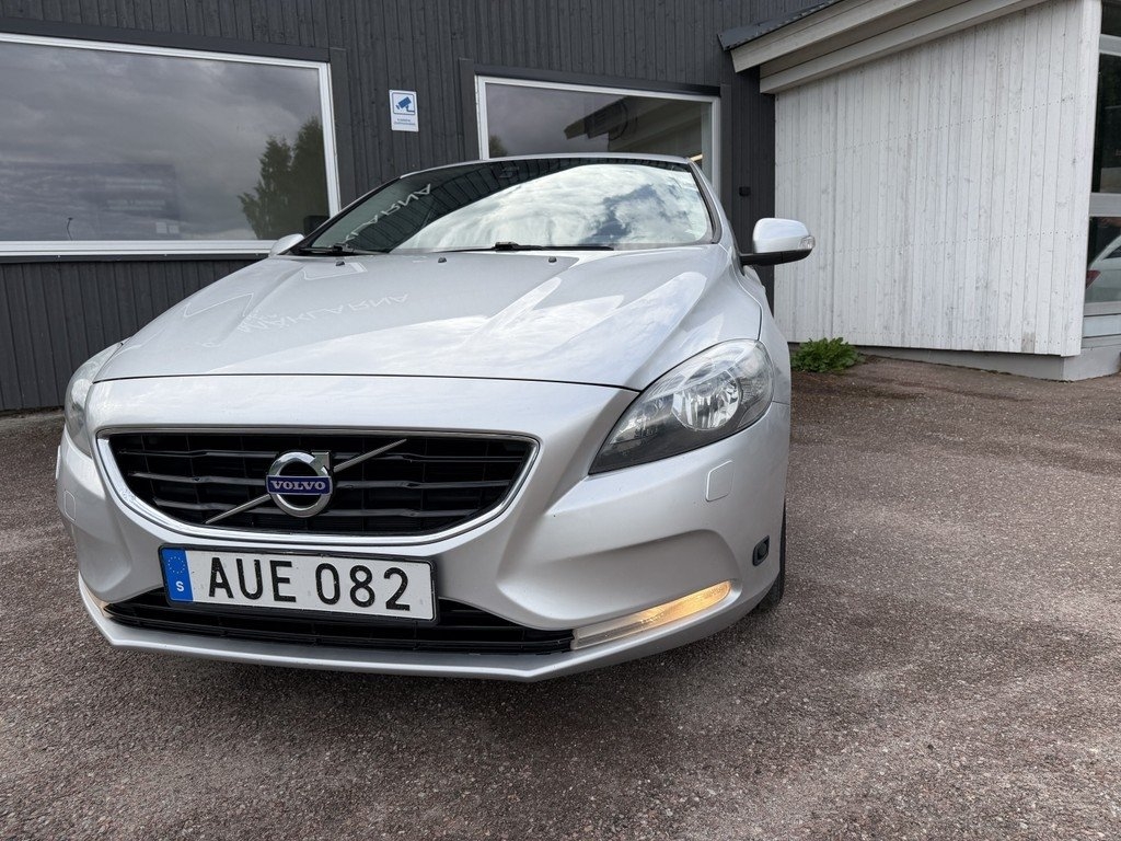 Volvo V40 D2 Your Kinetic Euro 5 2014, bild 3/10