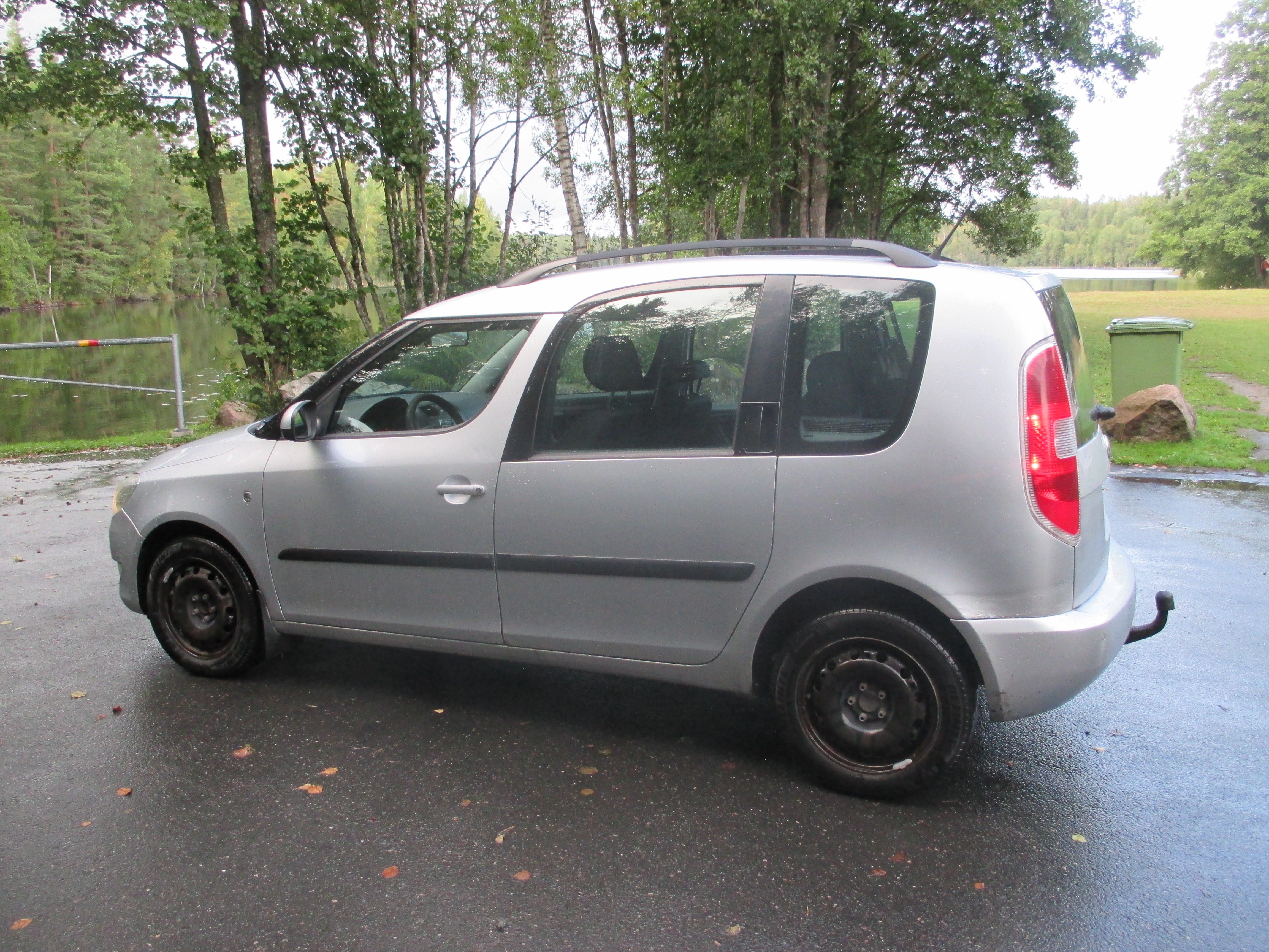 Skoda Roomster 1.2 TDI Manuell 2013, bild 2/6